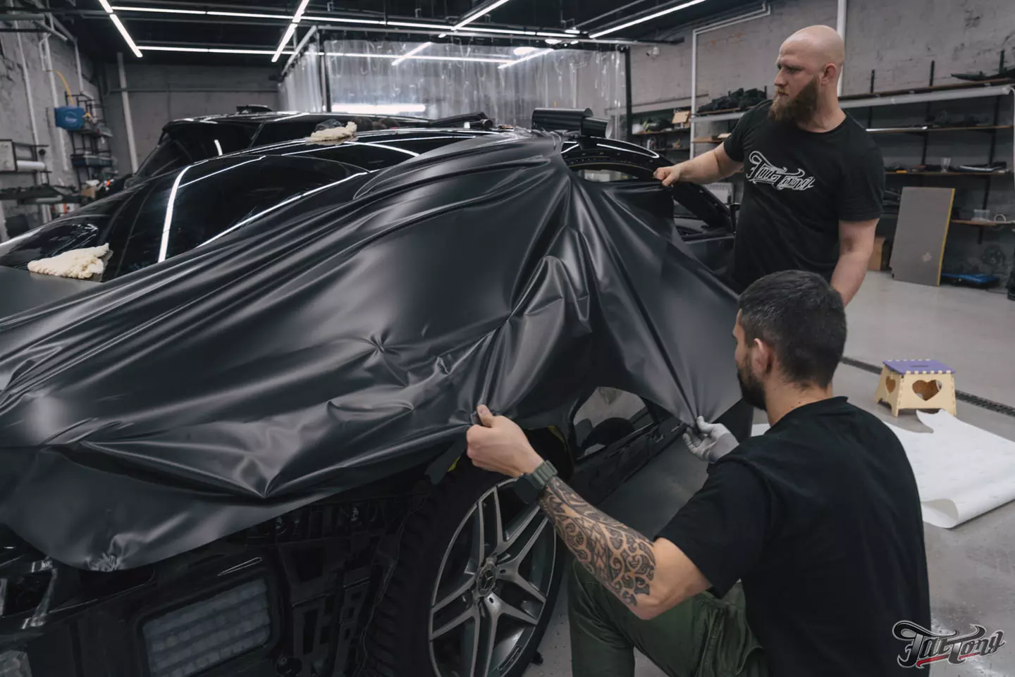 Смена стиля Mercedes S-class Coupe! Оклеили кузов в темно-серый винил от Oracal, окрасили диски